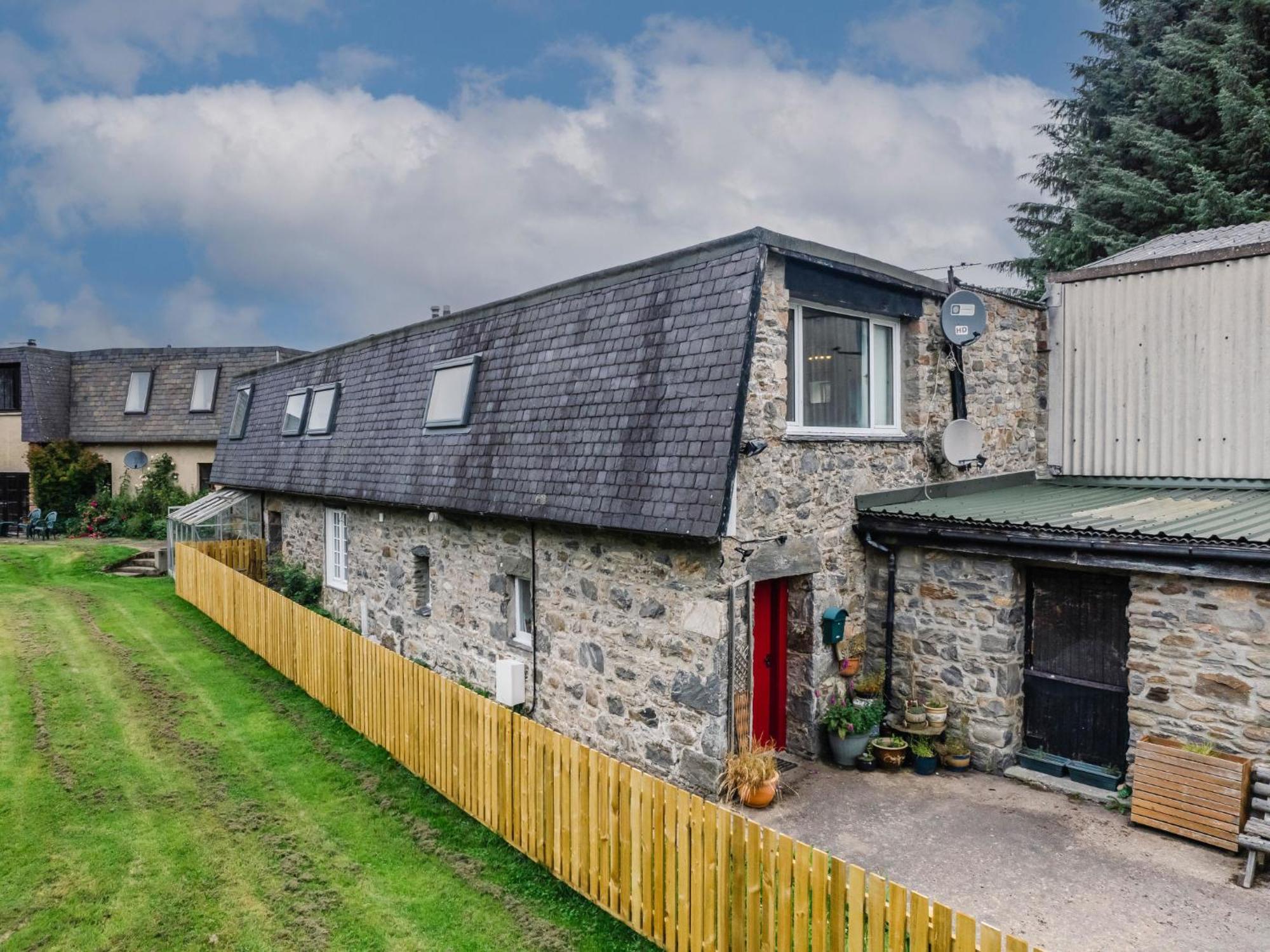 Holiday Home The Stable By Interhome Drumnadrochit Exterior photo